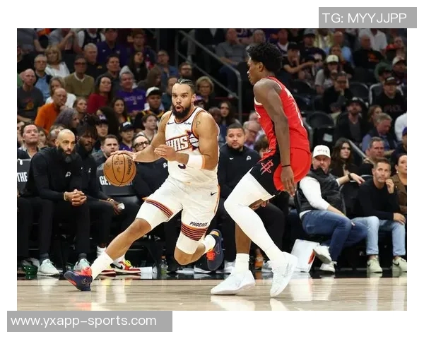 阿门坦言狄龙比赛中使用小动作已习以为常与其沟通无碍相互理解成默契