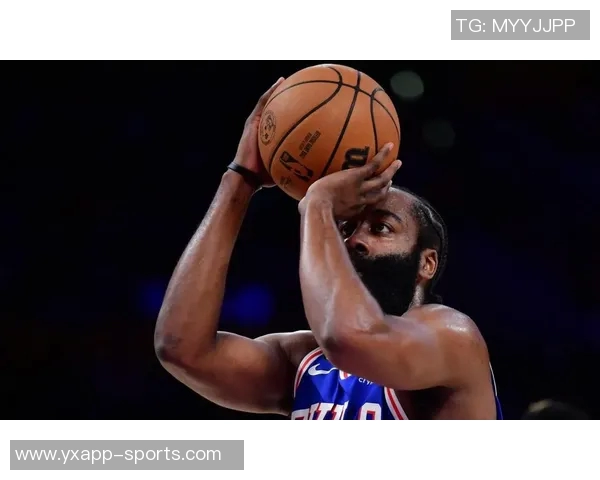 哈登半场表现抢眼三分球命中率高达75助球队争取胜利